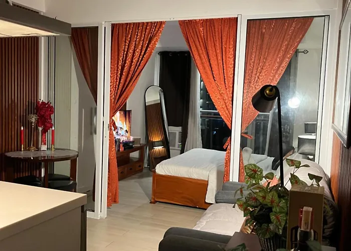 V&m Luxe Azure Staycation * Manila