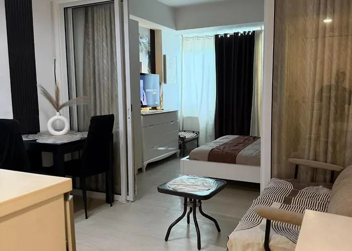 V&m Luxe Azure Staycation * Manila